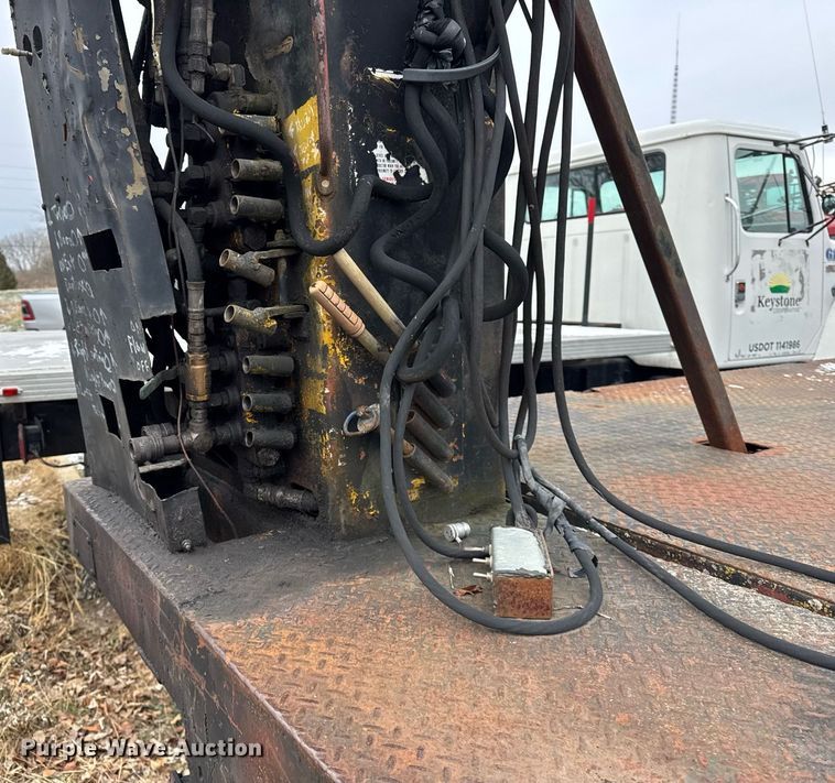 image for item DH9515 1981 GMC C7000 crane truck