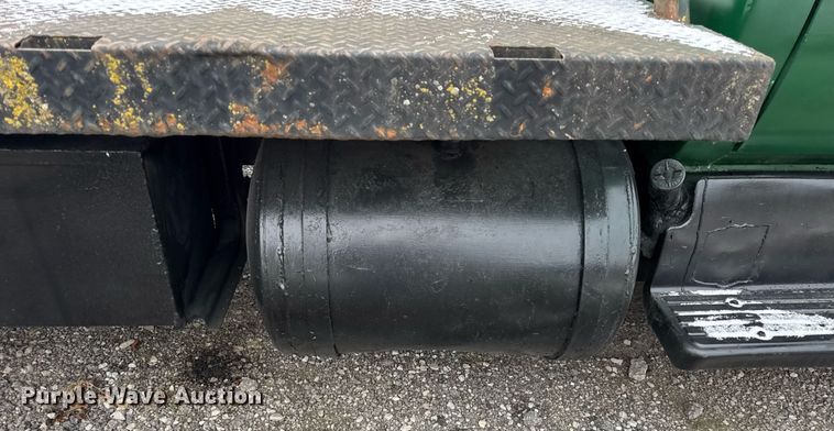 image for item DH9515 1981 GMC C7000 crane truck