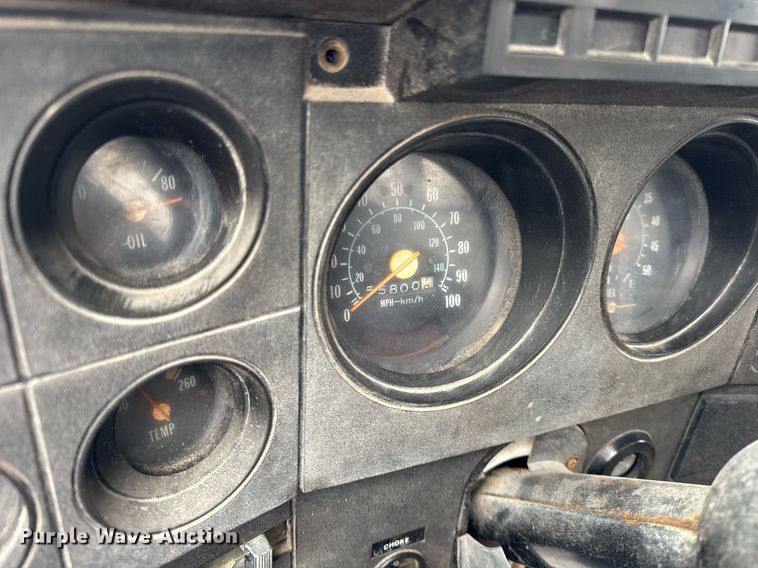 image for item DH9515 1981 GMC C7000 crane truck