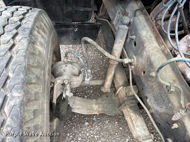 image for item DH9515 1981 GMC C7000 crane truck