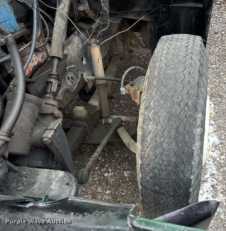 image for item DH9515 1981 GMC C7000 crane truck