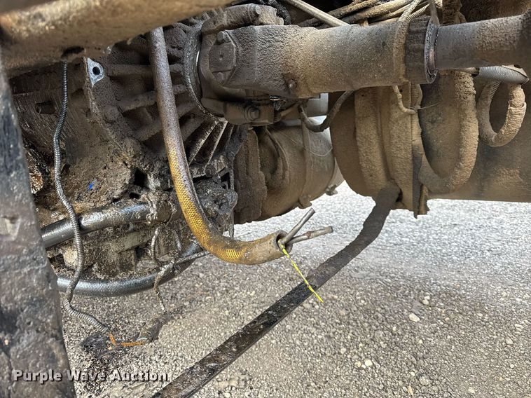 image for item DH9748 1999 Mack CH613 semi truck