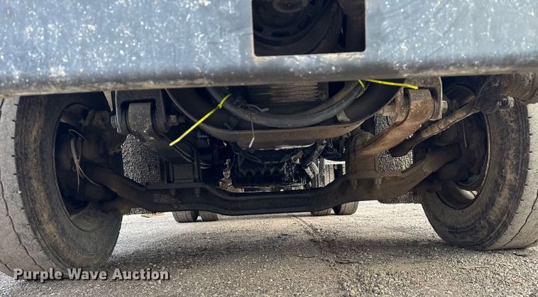 image for item DH9748 1999 Mack CH613 semi truck