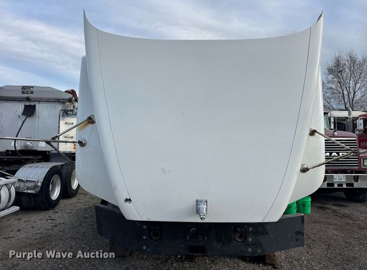 image for item DH9748 1999 Mack CH613 semi truck