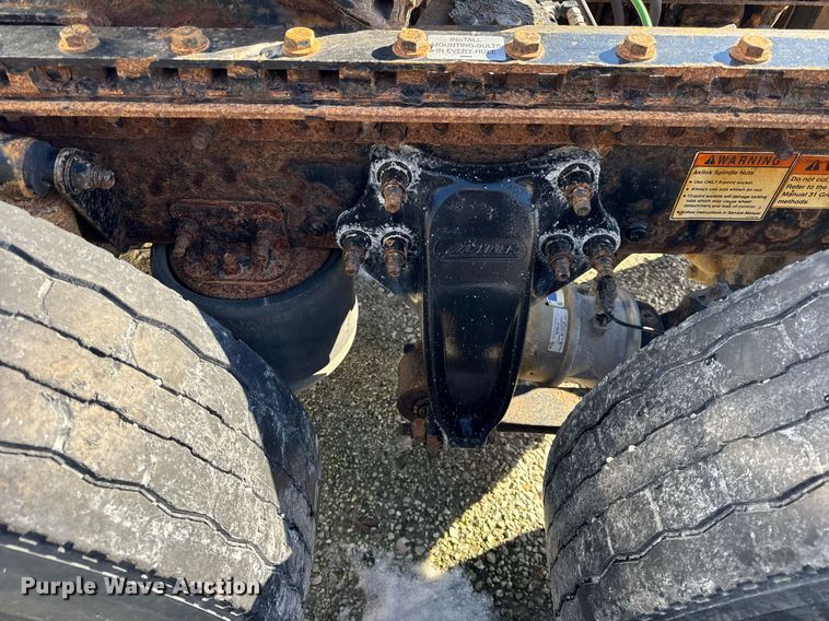 image for item DH9763 2014 Freightliner Cascadia semi truck