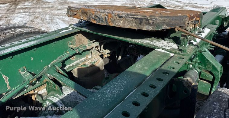 image for item DH9776 2012 Volvo VN Series semi truck