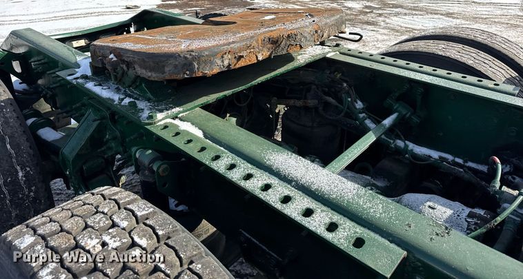 image for item DH9776 2012 Volvo VN Series semi truck