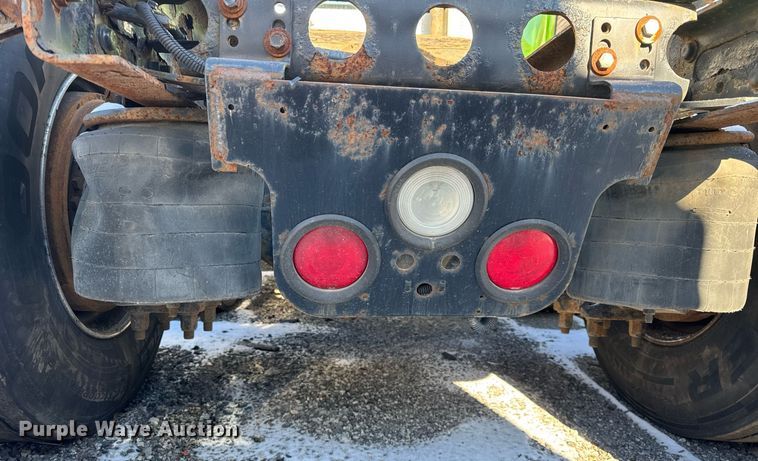 image for item DH9778 2014 International ProStar Plus 122 semi truck