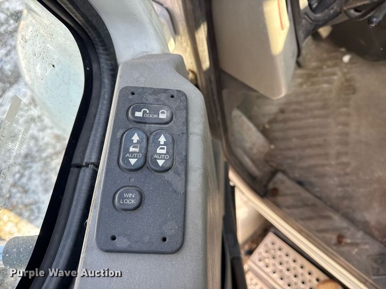 image for item DH9778 2014 International ProStar Plus 122 semi truck