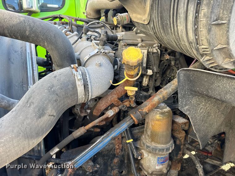 image for item DH9778 2014 International ProStar Plus 122 semi truck