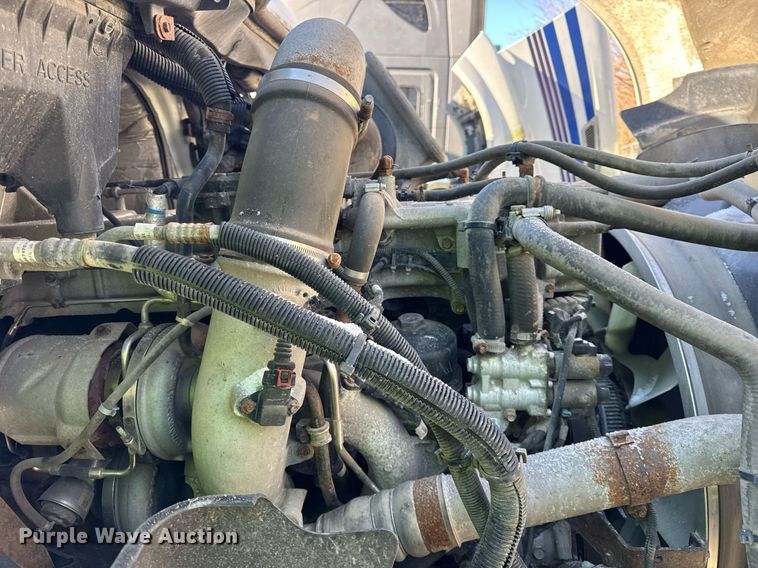 image for item DH9778 2014 International ProStar Plus 122 semi truck