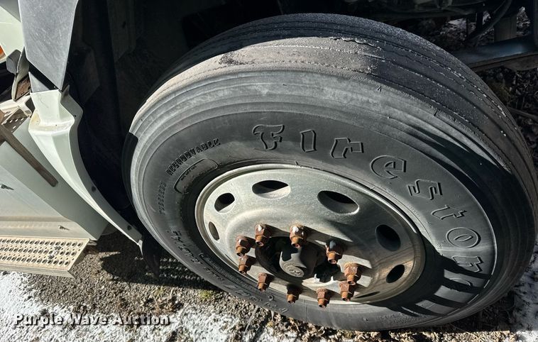 image for item DH9778 2014 International ProStar Plus 122 semi truck