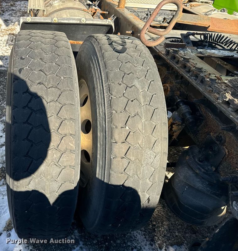 image for item DH9778 2014 International ProStar Plus 122 semi truck