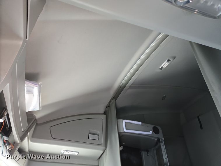 image for item DH9782 2017 Kenworth T680 semi truck