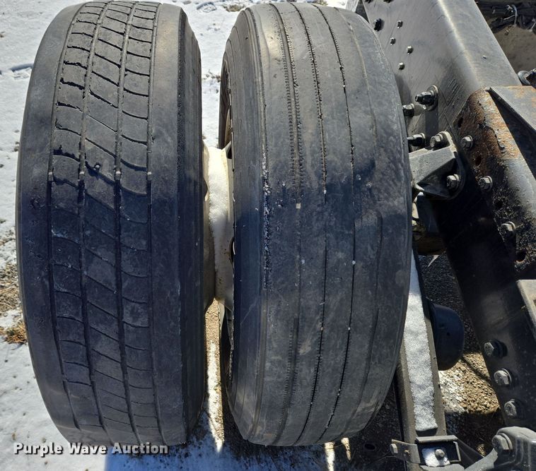 image for item DH9782 2017 Kenworth T680 semi truck