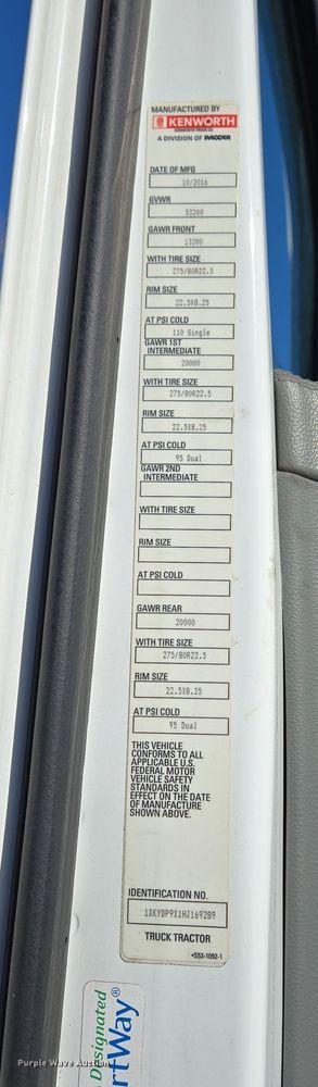 image for item DH9782 2017 Kenworth T680 semi truck