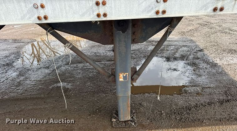 image for item DH9783 1999 Trailmobile dry van trailer