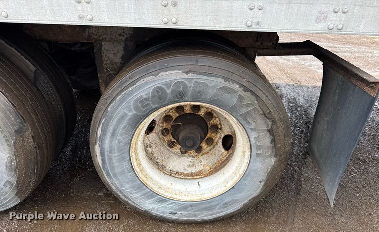 image for item DH9783 1999 Trailmobile dry van trailer