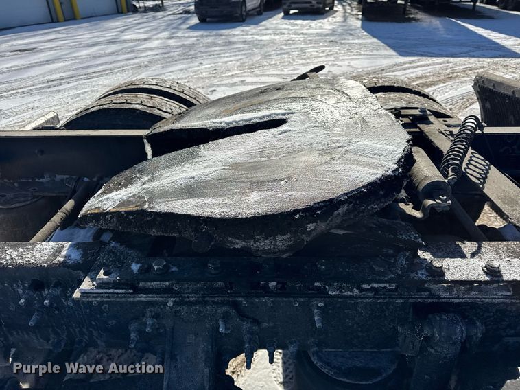 image for item DH9784 2015 Volvo VN Series semi truck