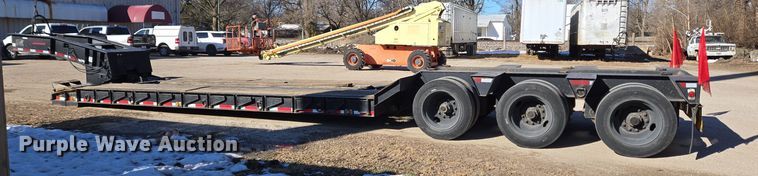 image for item DH9787 1995 Witzco Challenger RG-50 lowboy equipment trailer