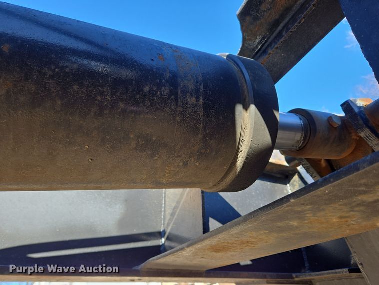 image for item DH9787 1995 Witzco Challenger RG-50 lowboy equipment trailer