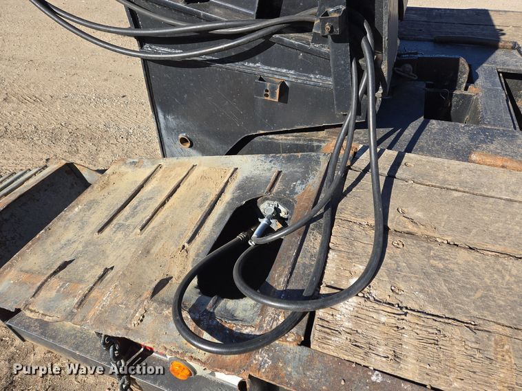 image for item DH9787 1995 Witzco Challenger RG-50 lowboy equipment trailer