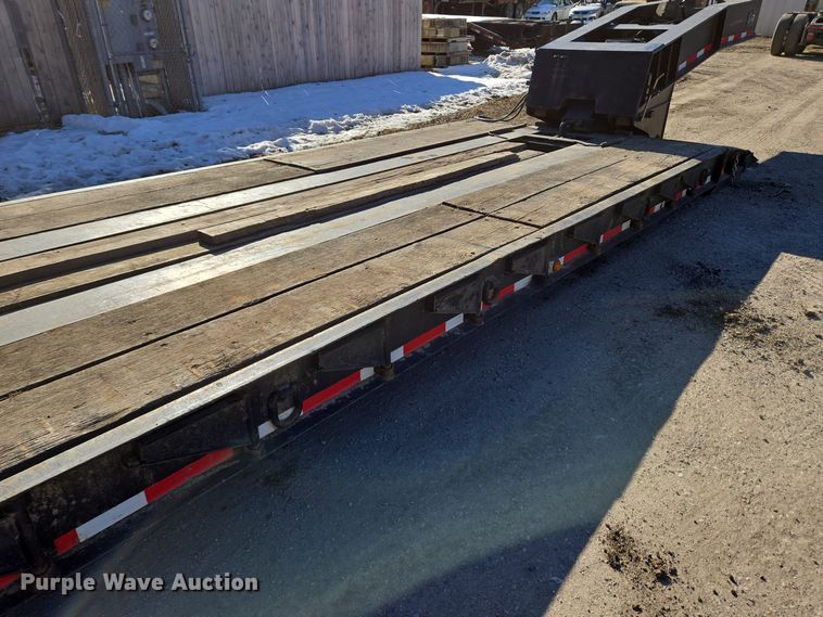 image for item DH9787 1995 Witzco Challenger RG-50 lowboy equipment trailer
