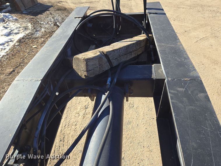 image for item DH9787 1995 Witzco Challenger RG-50 lowboy equipment trailer