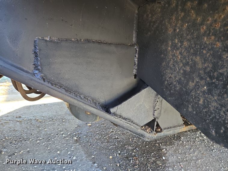 image for item DH9787 1995 Witzco Challenger RG-50 lowboy equipment trailer