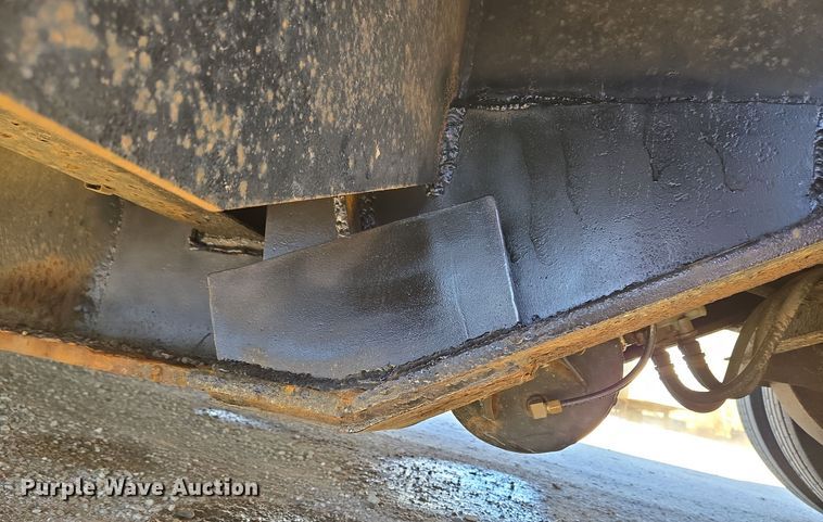 image for item DH9787 1995 Witzco Challenger RG-50 lowboy equipment trailer