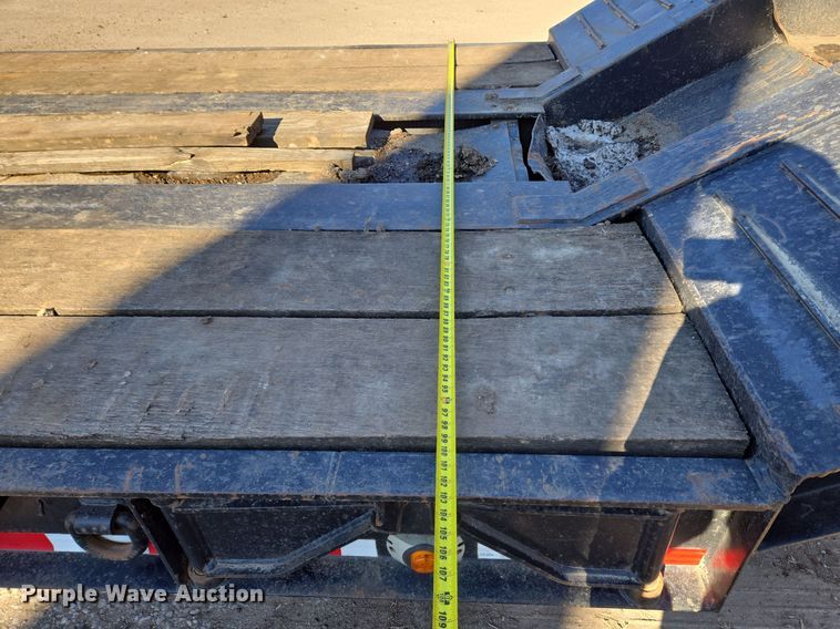 image for item DH9787 1995 Witzco Challenger RG-50 lowboy equipment trailer