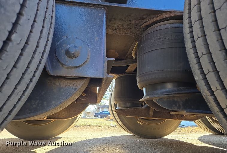 image for item DH9787 1995 Witzco Challenger RG-50 lowboy equipment trailer