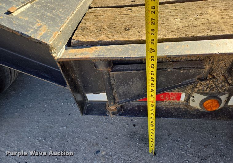 image for item DH9787 1995 Witzco Challenger RG-50 lowboy equipment trailer