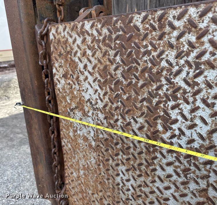 image for item DM5519 1998 Fruehauf dry van trailer