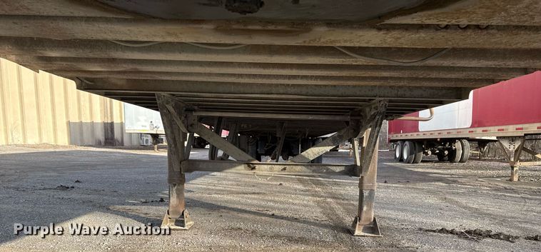 image for item DM5519 1998 Fruehauf dry van trailer