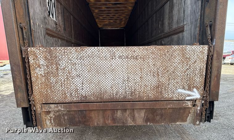 image for item DM5519 1998 Fruehauf dry van trailer