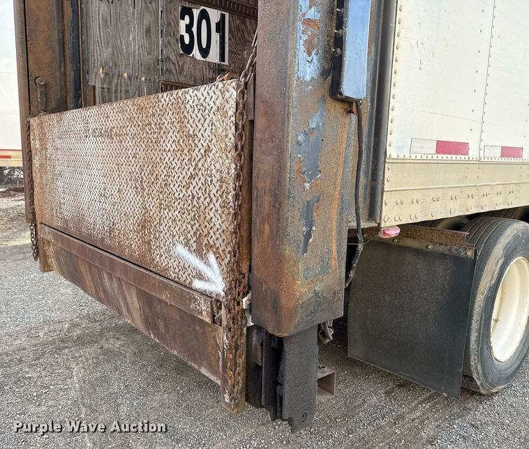 image for item DM5519 1998 Fruehauf dry van trailer