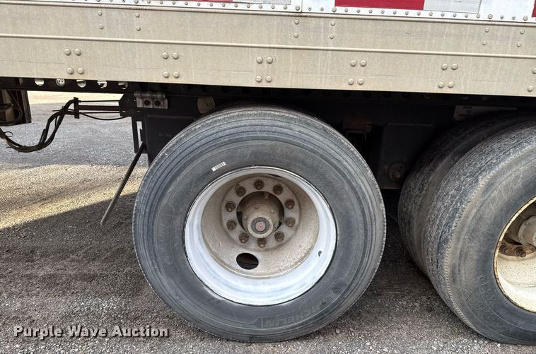 image for item DM5519 1998 Fruehauf dry van trailer