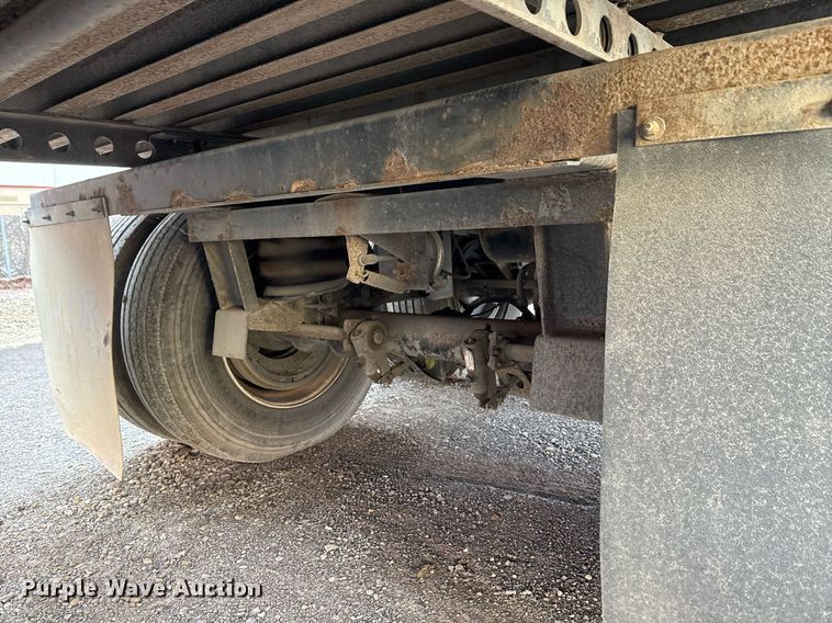 image for item DM5519 1998 Fruehauf dry van trailer