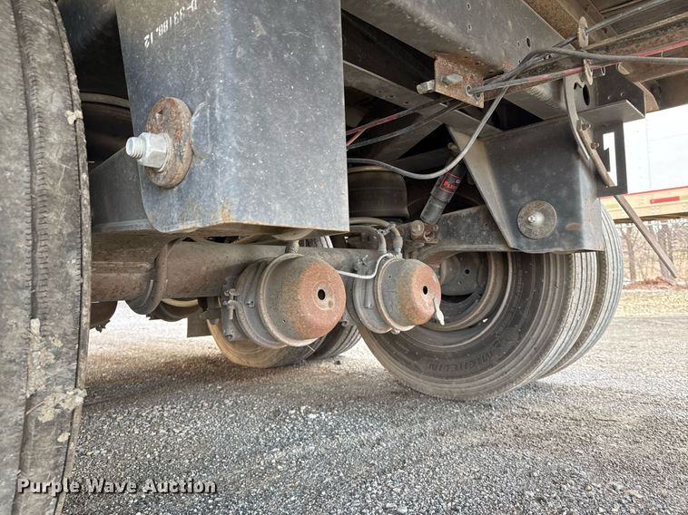 image for item DM5519 1998 Fruehauf dry van trailer