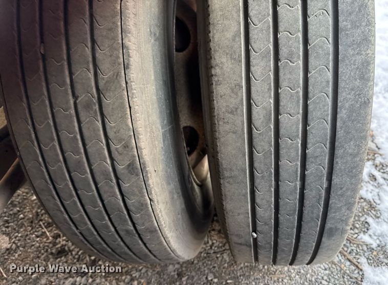 image for item DM5520 1997 Great Dane Trailers 7111TJWP dry van trailer