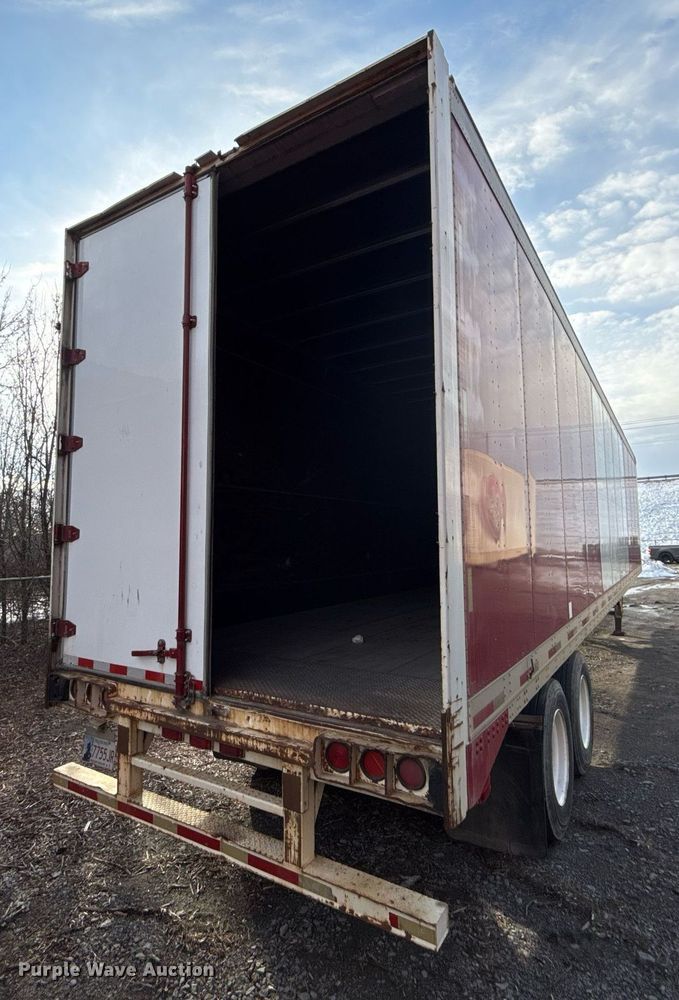 image for item DM5521 1997 Great Dane Trailers 7111TJWP dry van trailer