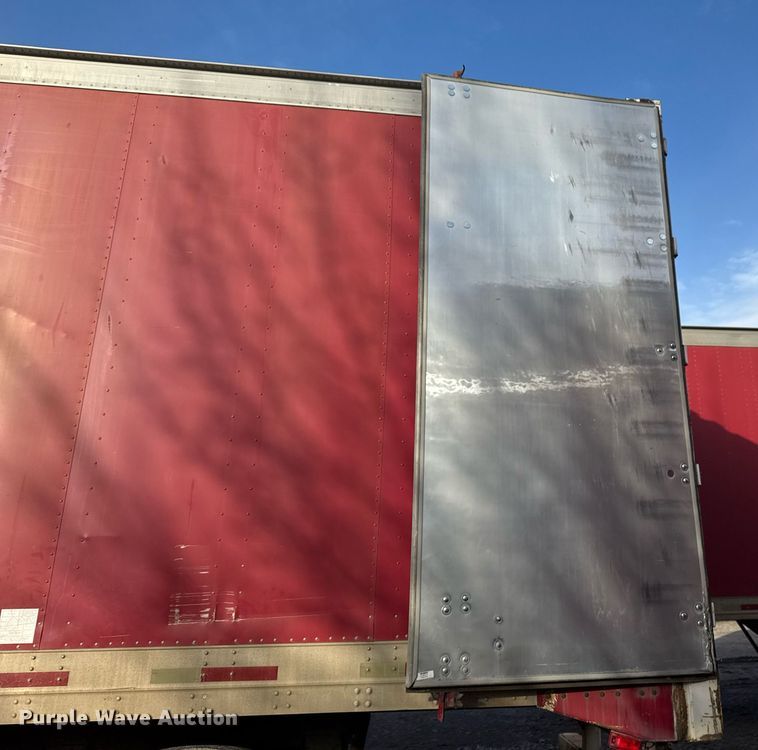 image for item DM5521 1997 Great Dane Trailers 7111TJWP dry van trailer