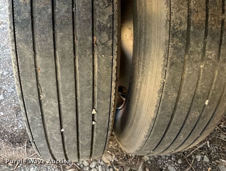 image for item DM5521 1997 Great Dane Trailers 7111TJWP dry van trailer