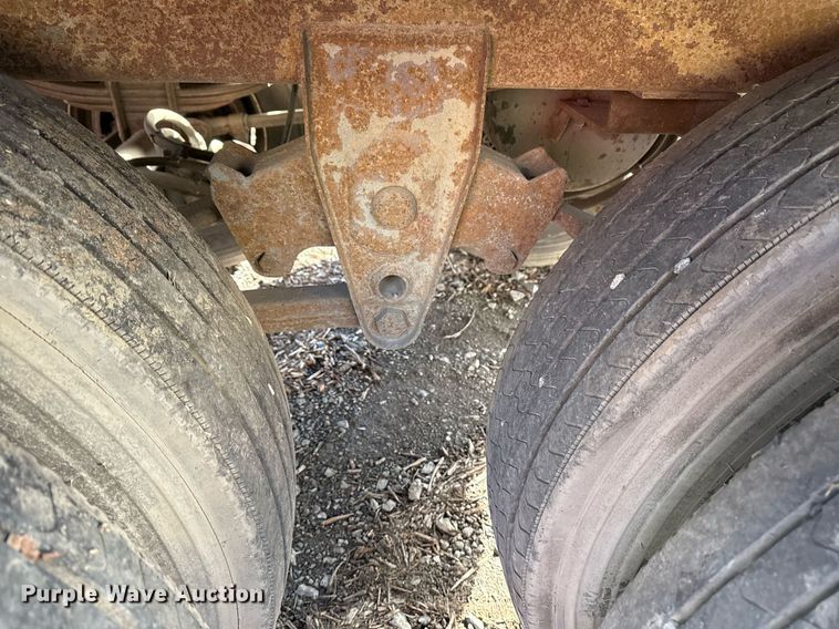 image for item DM5521 1997 Great Dane Trailers 7111TJWP dry van trailer