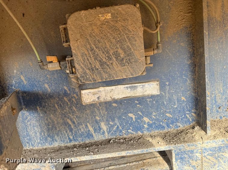 image for item DM5529 2018 Viking Specialized Trailer VDPS4496 drop deck trailer