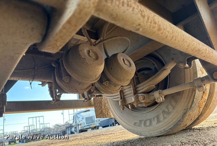 image for item DM5529 2018 Viking Specialized Trailer VDPS4496 drop deck trailer