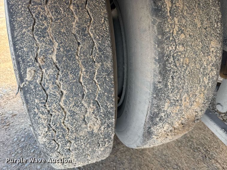 image for item DM5529 2018 Viking Specialized Trailer VDPS4496 drop deck trailer