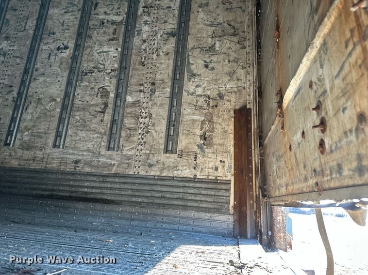 image for item DN0942 2004 Wabash  DVDBHPC dry van trailer