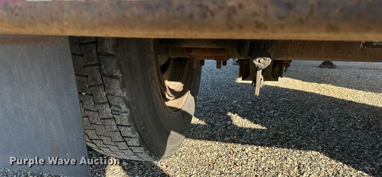 image for item DN0942 2004 Wabash  DVDBHPC dry van trailer